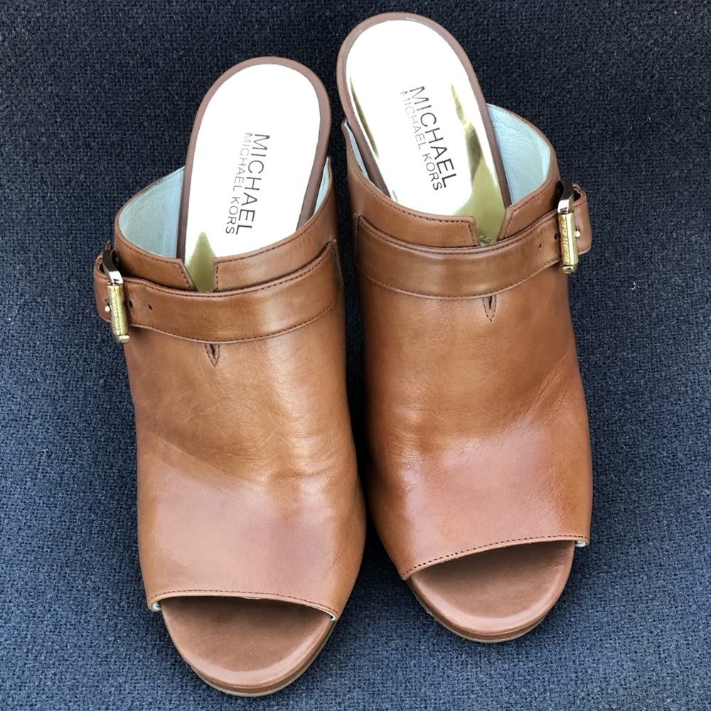 Micheal Kors Isabella Mule